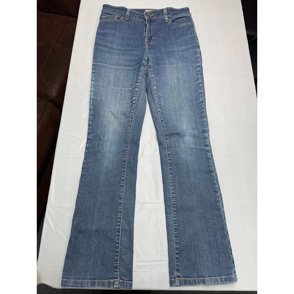 L.L. Bean Classic Fit Jeans Size 8